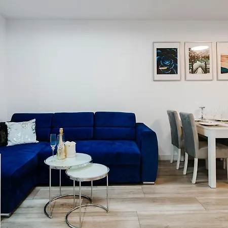 Apartament Zefir Apartment *